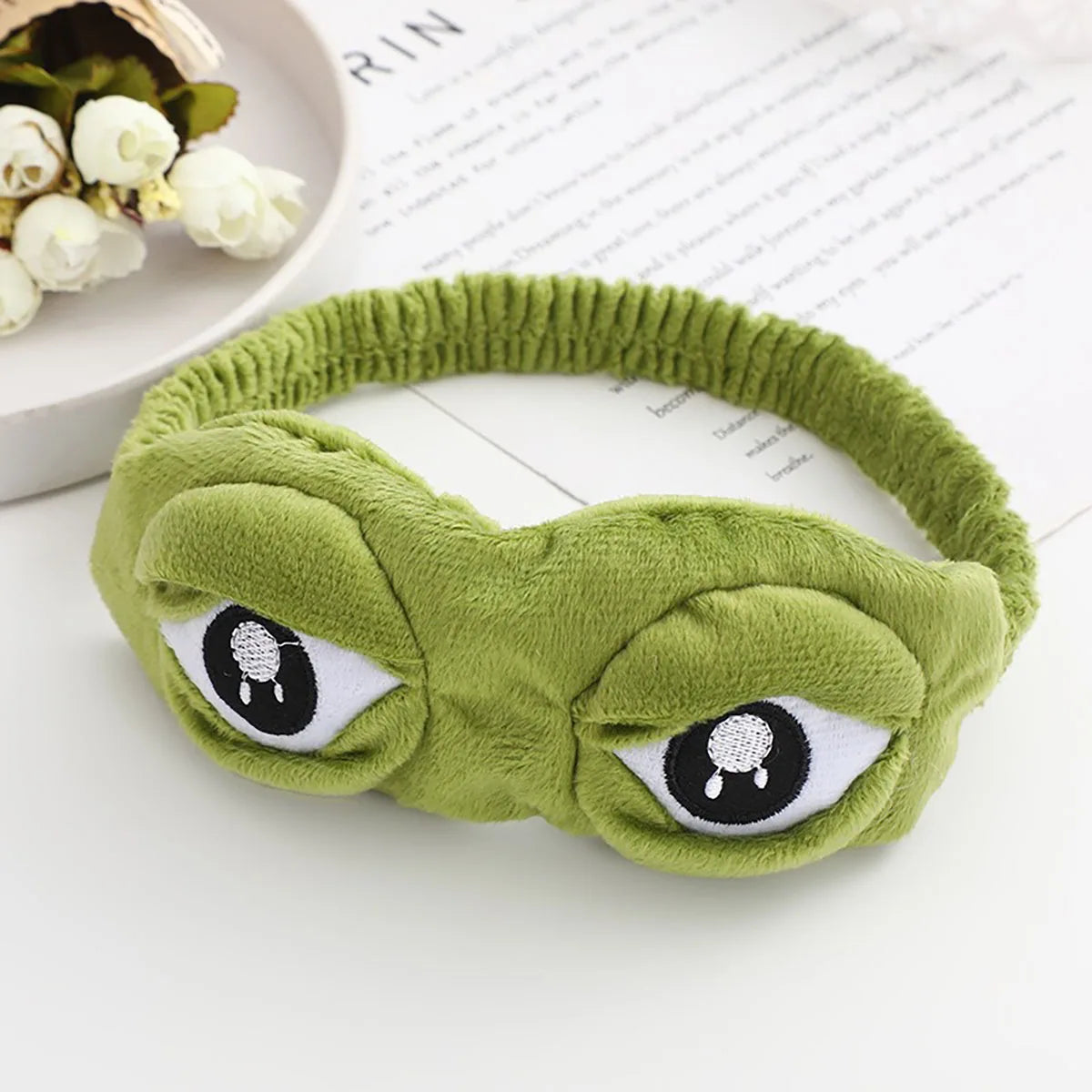 3D Sad Frog Sleep Mask – Soft Portable Eye Shade for Travel & Relaxation